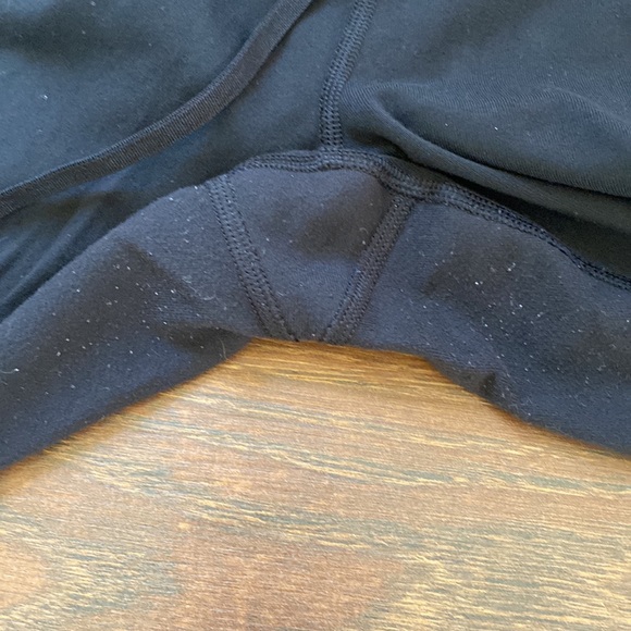 Lululemon Cropped - Picture 5 of 8